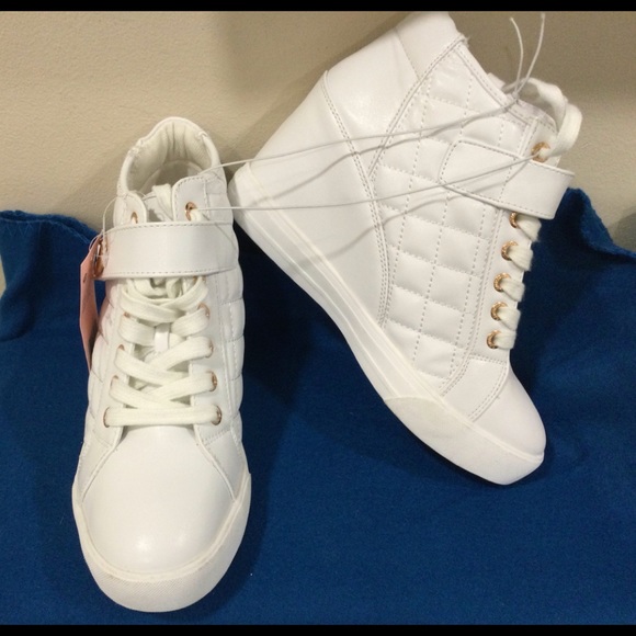 journeys wedge sneakers